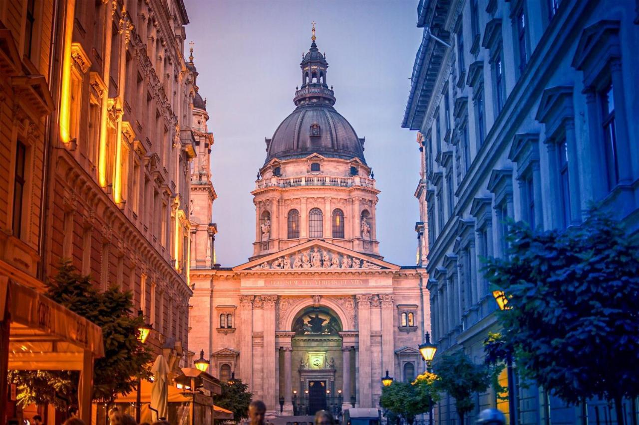 Luxe, Historic Downtown Landmarks 19 Century * Budapesta